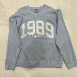 Taylor Swift 1989 Light Blue Crewneck Sweatshirt